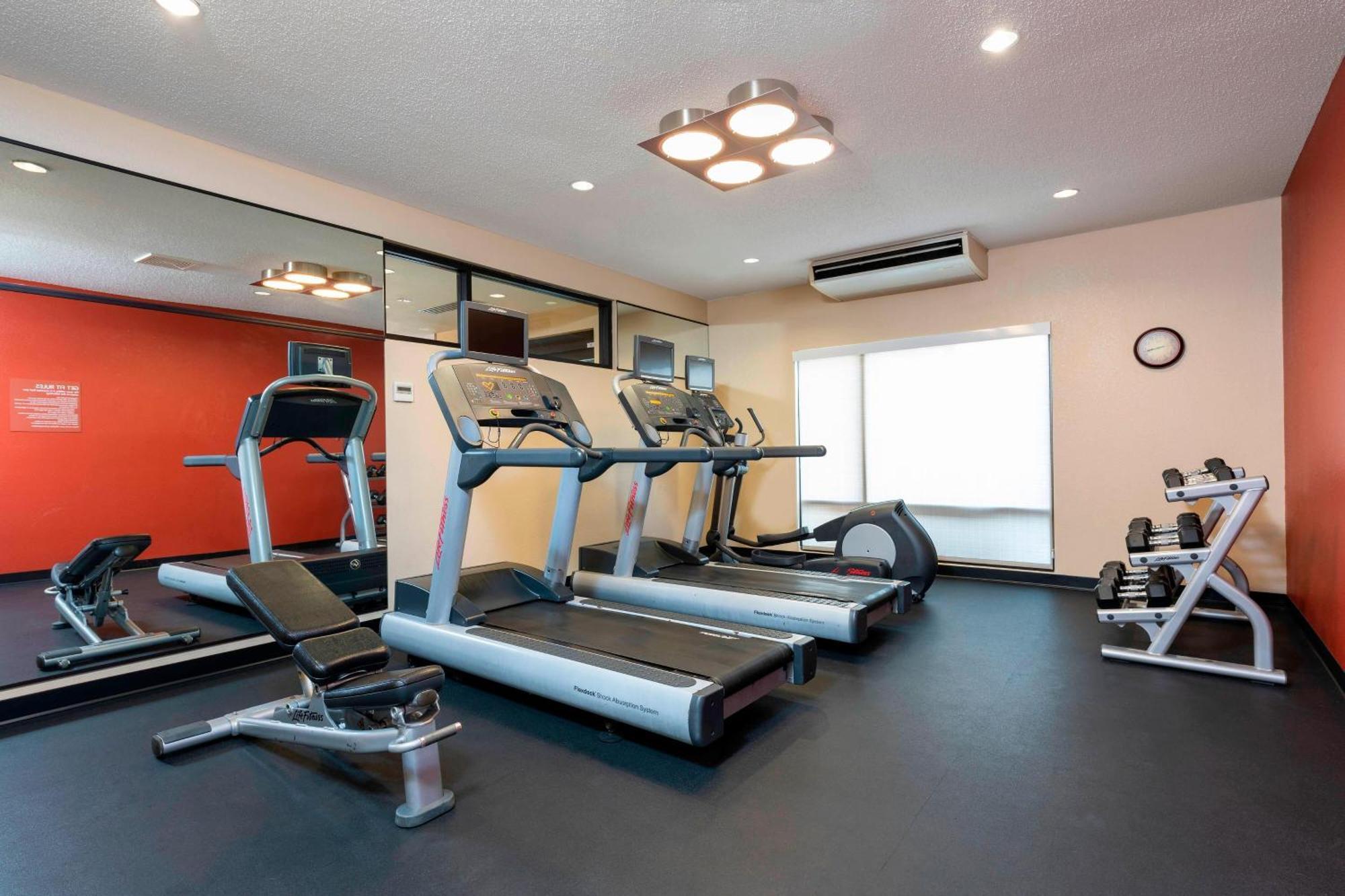 Towneplace Suites Fort Wayne North Ngoại thất bức ảnh