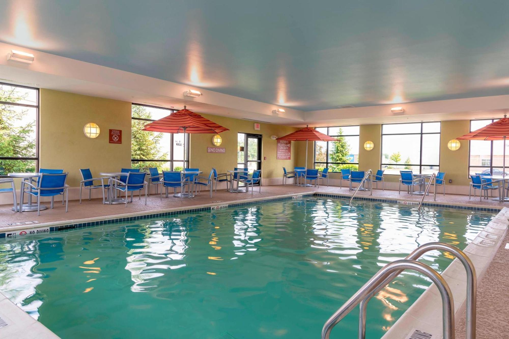 Towneplace Suites Fort Wayne North Ngoại thất bức ảnh