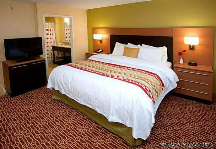 Towneplace Suites Fort Wayne North Ngoại thất bức ảnh