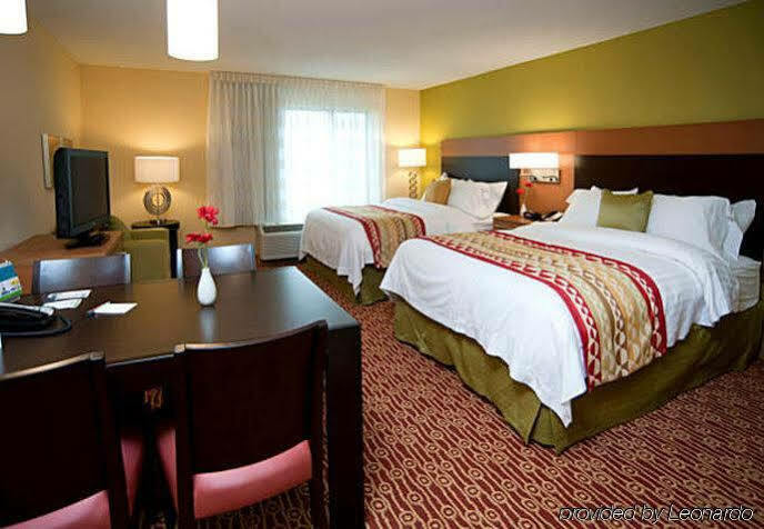 Towneplace Suites Fort Wayne North Ngoại thất bức ảnh