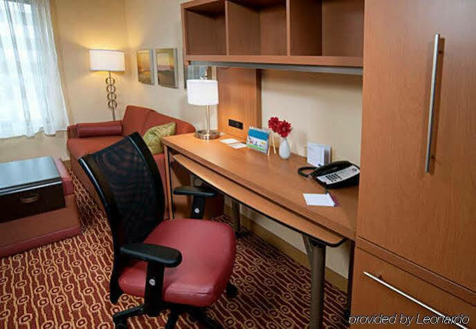Towneplace Suites Fort Wayne North Ngoại thất bức ảnh