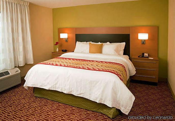 Towneplace Suites Fort Wayne North Ngoại thất bức ảnh